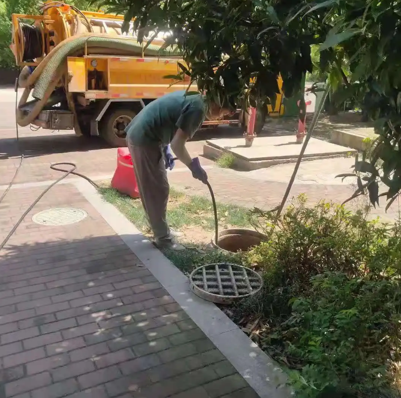 蕉城市政排污管道清淤疏通——专业团队，让您全程省心！